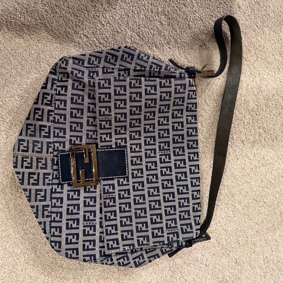 Fendi Zucchino Baguette Navy - Picture 6 of 15
